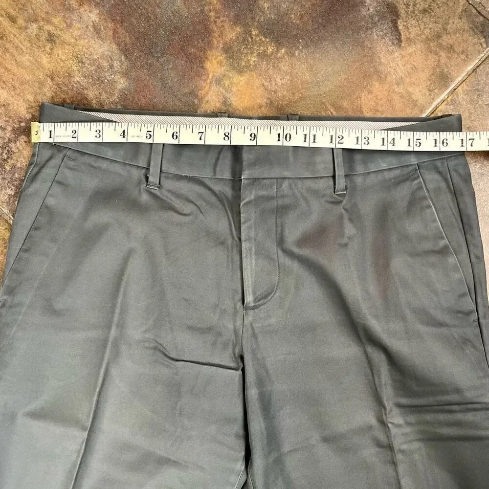 Gap Men’s Khakis Tailored Slim Fit Gray Pants 32x32